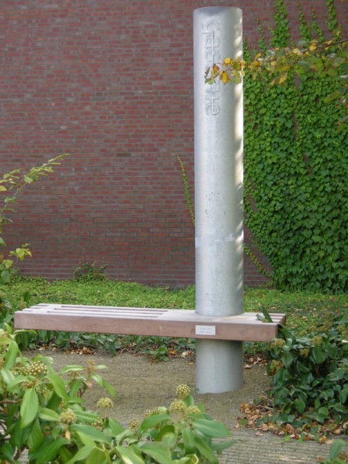 Gasunie HQ Groningen bench #000